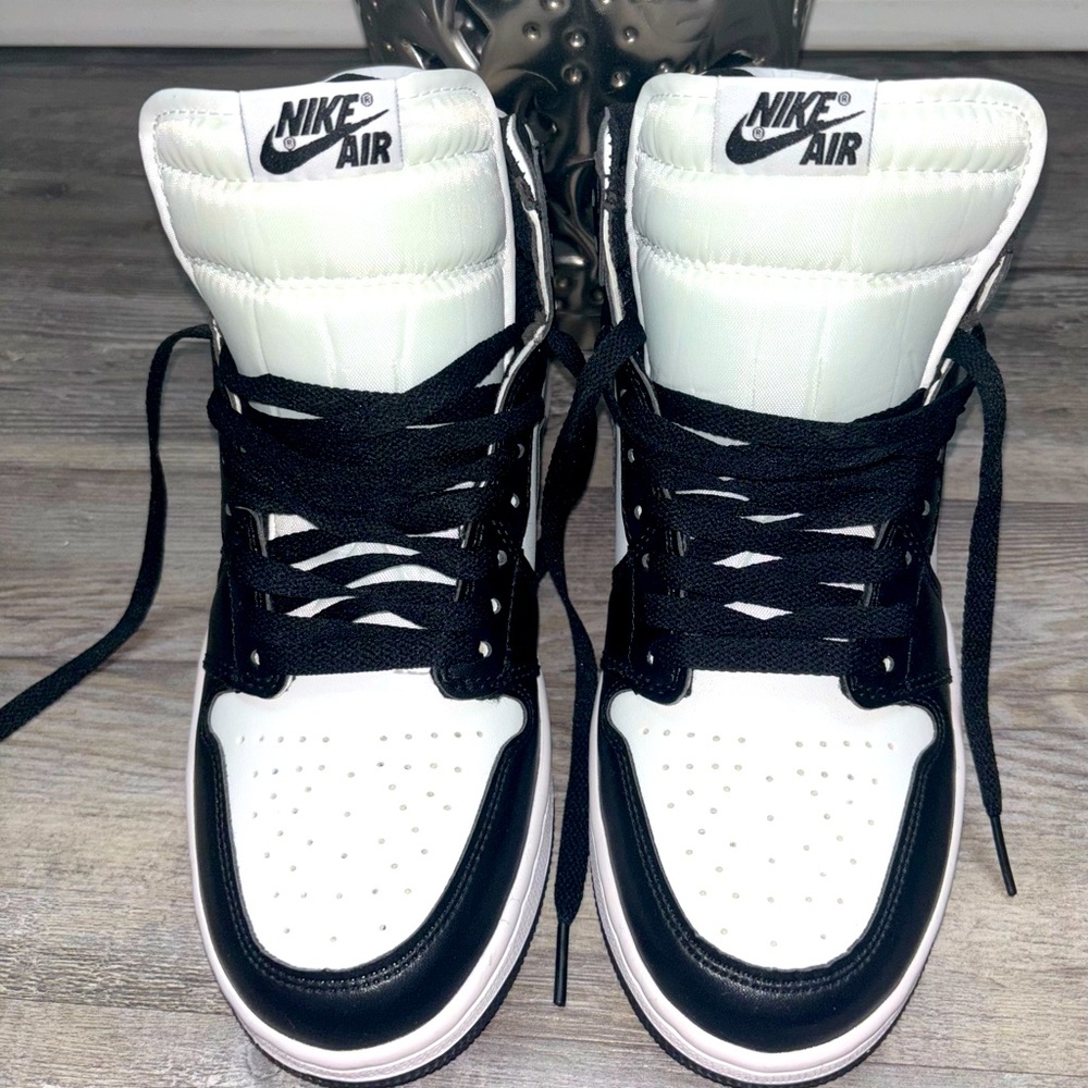 Nike Air Black and White High-Top Sneakers🖤